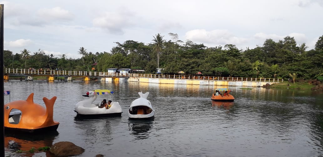 Danau Kemuning, Alternatif Wisata Rekreasi Bareng Keluarga di Lampung Timur