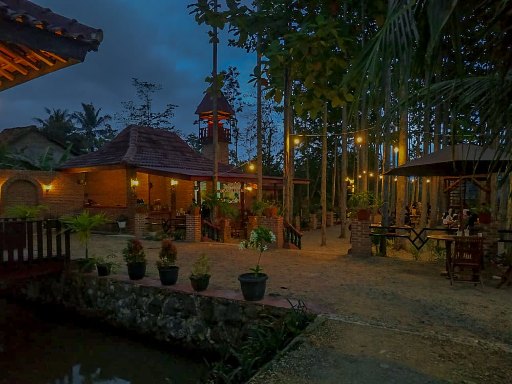 Taman BMJ, Liburan Keluarga di Pringsewu dengan Nuansa Khas Kampung Jawa