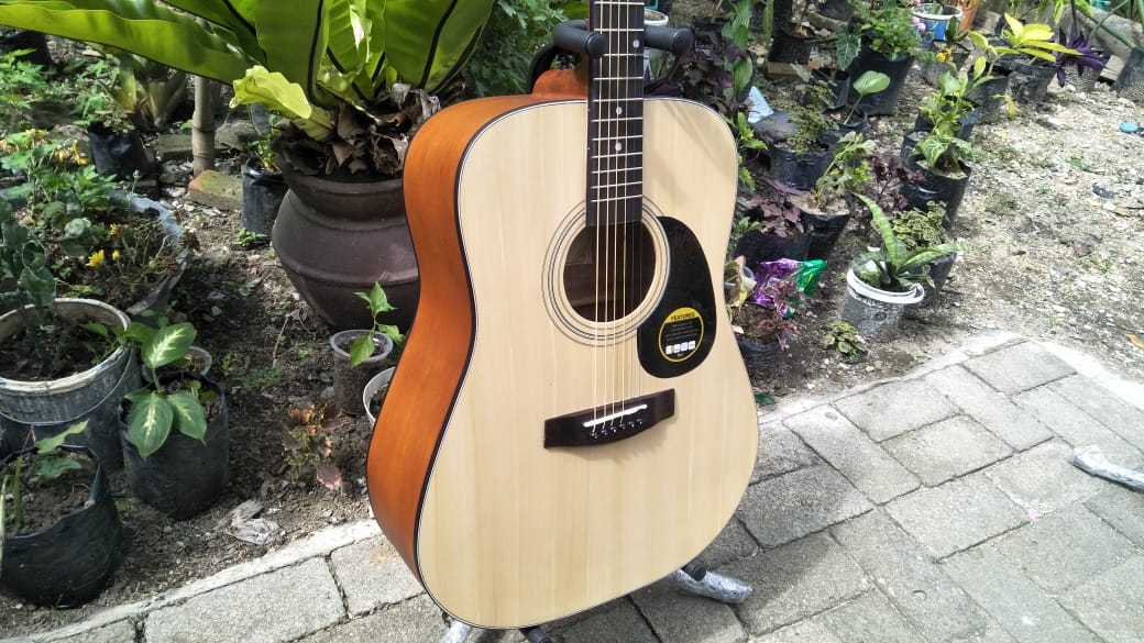 Ini Dia Macam-Macam Aksesoris Gitar dan Fungsinya