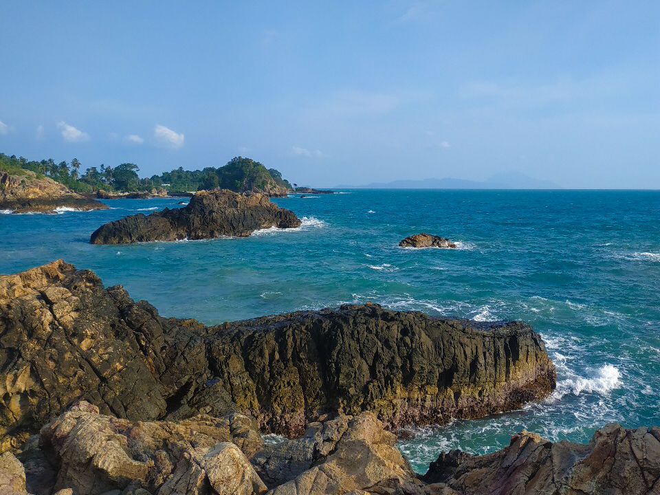 Rekomendasi 5 Pantai Cantik di Lampung Selatan