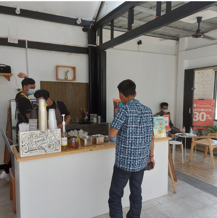 Suasana bar Lemonisme | Foto: Lampung Geh