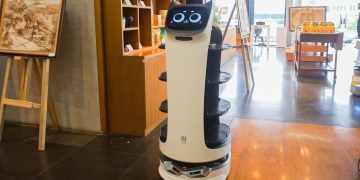 El’s Coffee Roastery Lampung: Tawarkan Eksperience Baru, Ngopi dan Bersantai Bareng Robot El’s