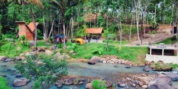 Serunya Nyobain Private Camp di Pinggir Sungai ala Amandadi Riverside, Pesawaran!