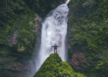 Asri dan Memanjakan Mata, Ini 10 Rekomendasi Air Terjun di Lampung!
