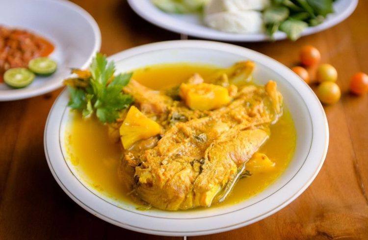 Segar dan Menggugah Selera Ini dia 5 Rumah Makan Pindang di Lampung Cocok untuk Ajak Keluarga.