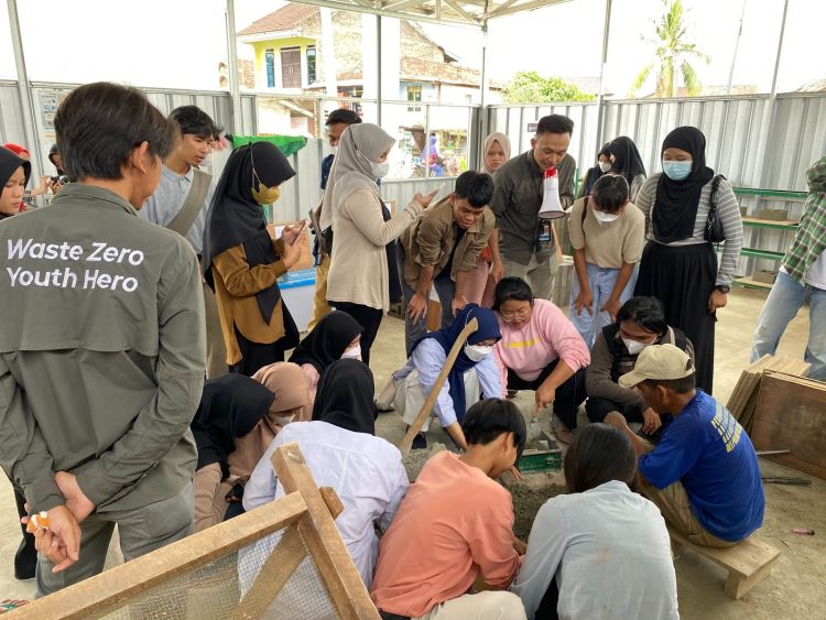 Gajahlah Kebersihan: Buka Peluang Ekonomi Baru Lewat Pemberdayaan Konsisten Selesaikan Permasalahan Lingkungan di Lampung