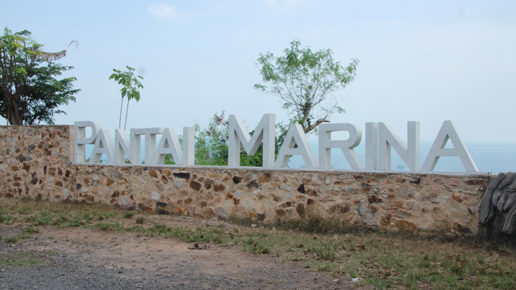 Pantai Marina Kalianda: Pantai Eksotis dengan Banyak Spot Instagramable