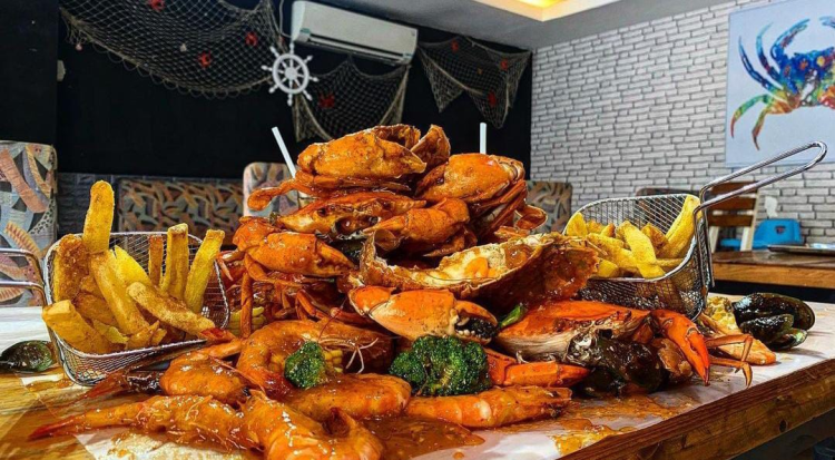 Tempat Makan Seafood yang Wajib Kamu Cobain di Bandar Lampung
