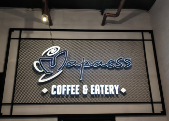 Mapas Coffee & Eatery: Tempat Nongkrong Nikmatin Senja