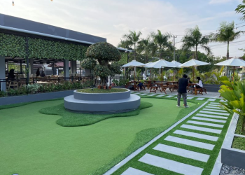 Kali Cafe & Resto: Cafe Pertama yang Punya Lapangan Mini Golf di Lampung