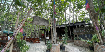 Bebek Kebon Jati: Restoran Spesial Bebek di Bawah Pohon Jati yang Teduh