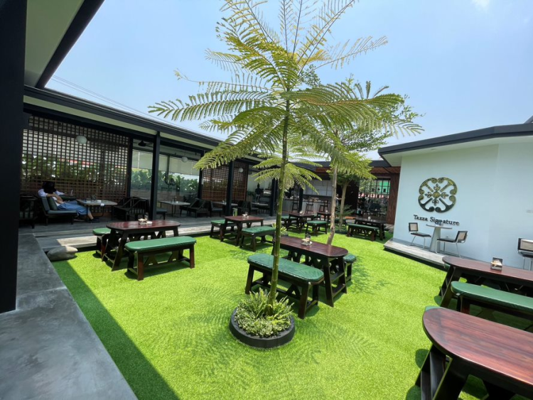 Tazza Signature: Garden Cafe Aesthetic yang Catchy, Terbaru di Bandar Lampung