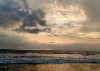 Pantai Sanggar Lampung: Pesona Pantai Kalianda di Kala Senja Menyapa